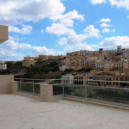 Villa Arjuza - Private Self Catering Bedrooms With Bathroom Is-Swieqi Bagian luar foto